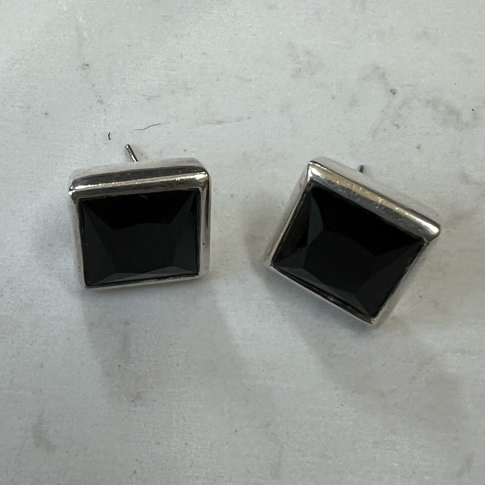 Vintage Sterling Silver Black Onyx Earrings - Picture 4 of 5